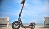 Küstenscooter sorgen für mehr Mobilität in der Lübecker Bucht